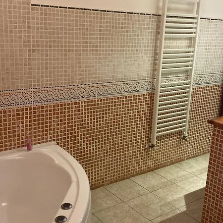 بيت ضيافة Luxury 3*